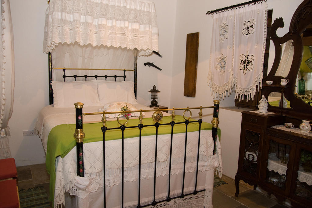 Xenios Cottages Lofou Room photo
