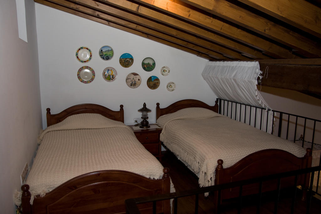 Xenios Cottages Lofou Room photo